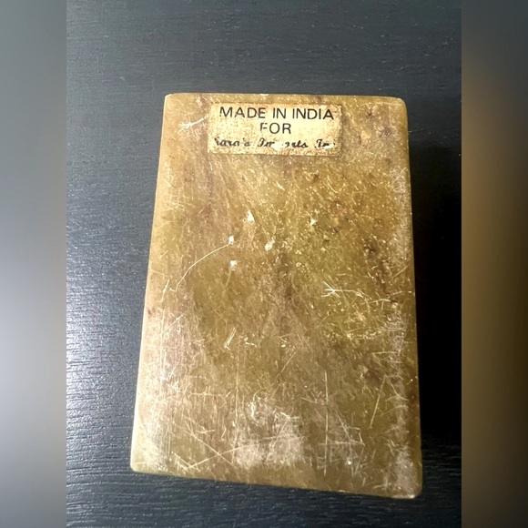 Vintage Soapstone Carved Lattice Mother Of Pearl Inlay flowerTrinket Box  India - Picture 5 of 5